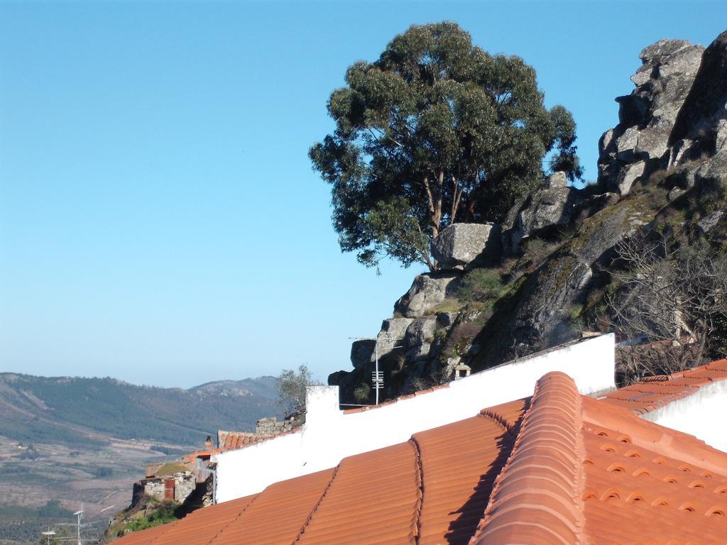 Casa Pires Mateus Guest House Монсанту Екстериор снимка